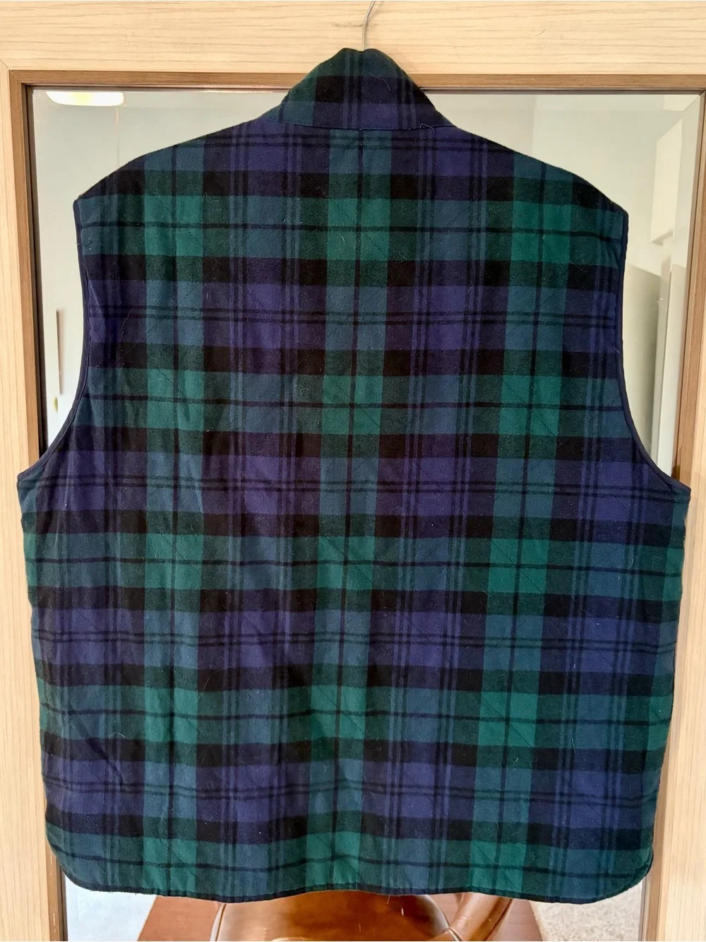 J. Crew Reversible Quilted Vest Men Size XL Pockets Sleeveless Green Blue Tartan